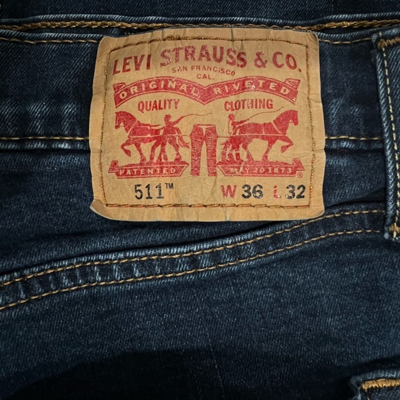 Levi’s Slim Fit Jeans - Picture 5 of 5